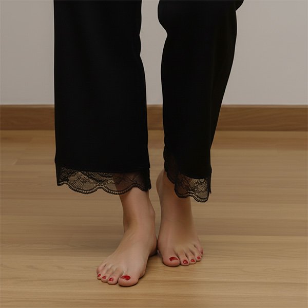 Black Night - Image 4